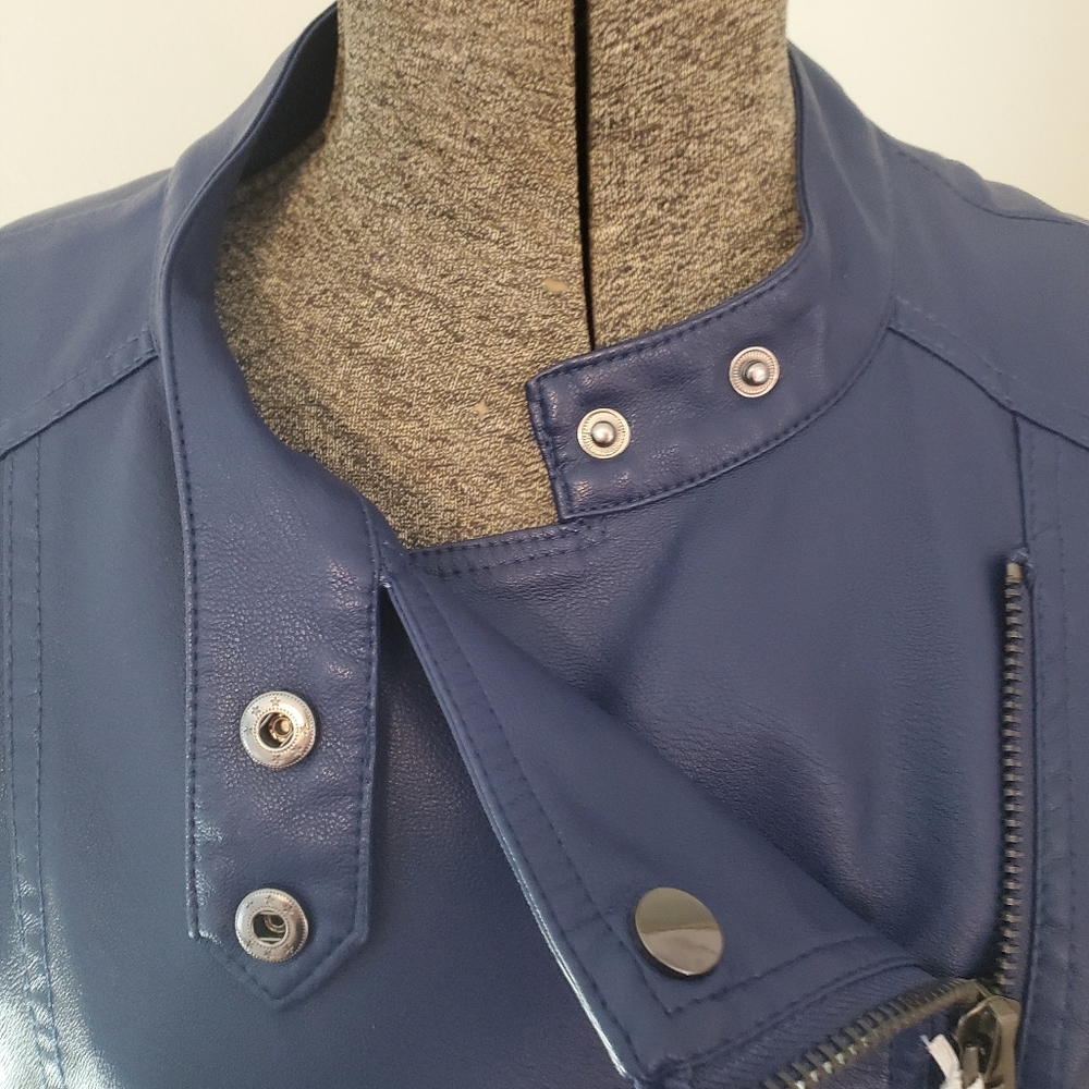 Make offer Cielo Basic womens blue leather jacket XL